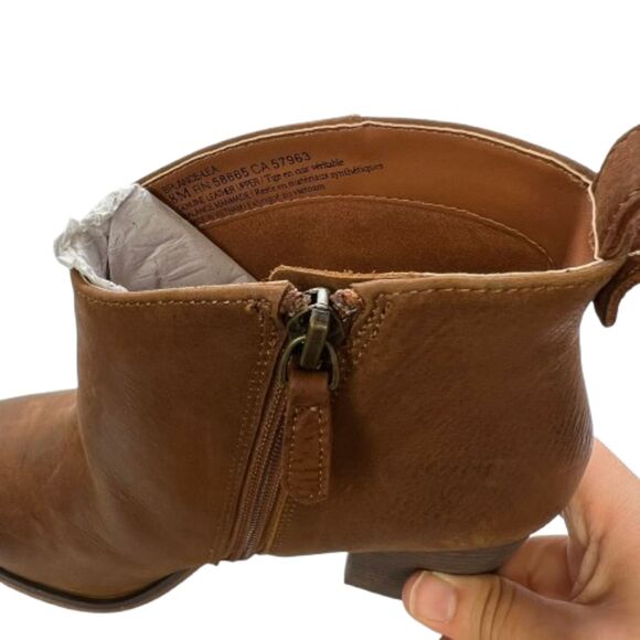 NWOB BP Women's Lance Brown Leather Block Heel Bootie Size 8M- Right Shoe Only - Picture 7 of 7